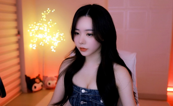 ɫ999ƣֿϷ³