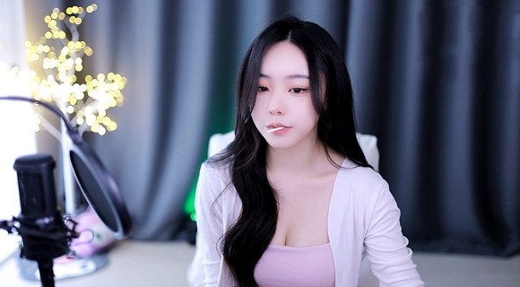СBBWBBwBBwBBwеĲֱ䣬Ƶ澫ʣ