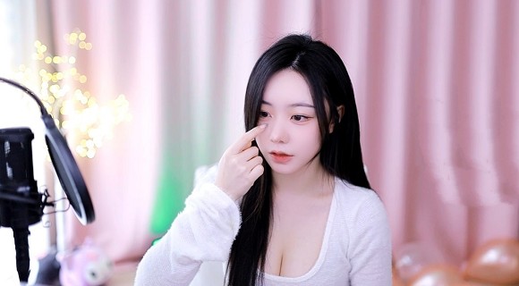 첦ȥʦģеŮֱ·õɾ