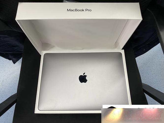 18MACbook-ƷǷð--·µĬ