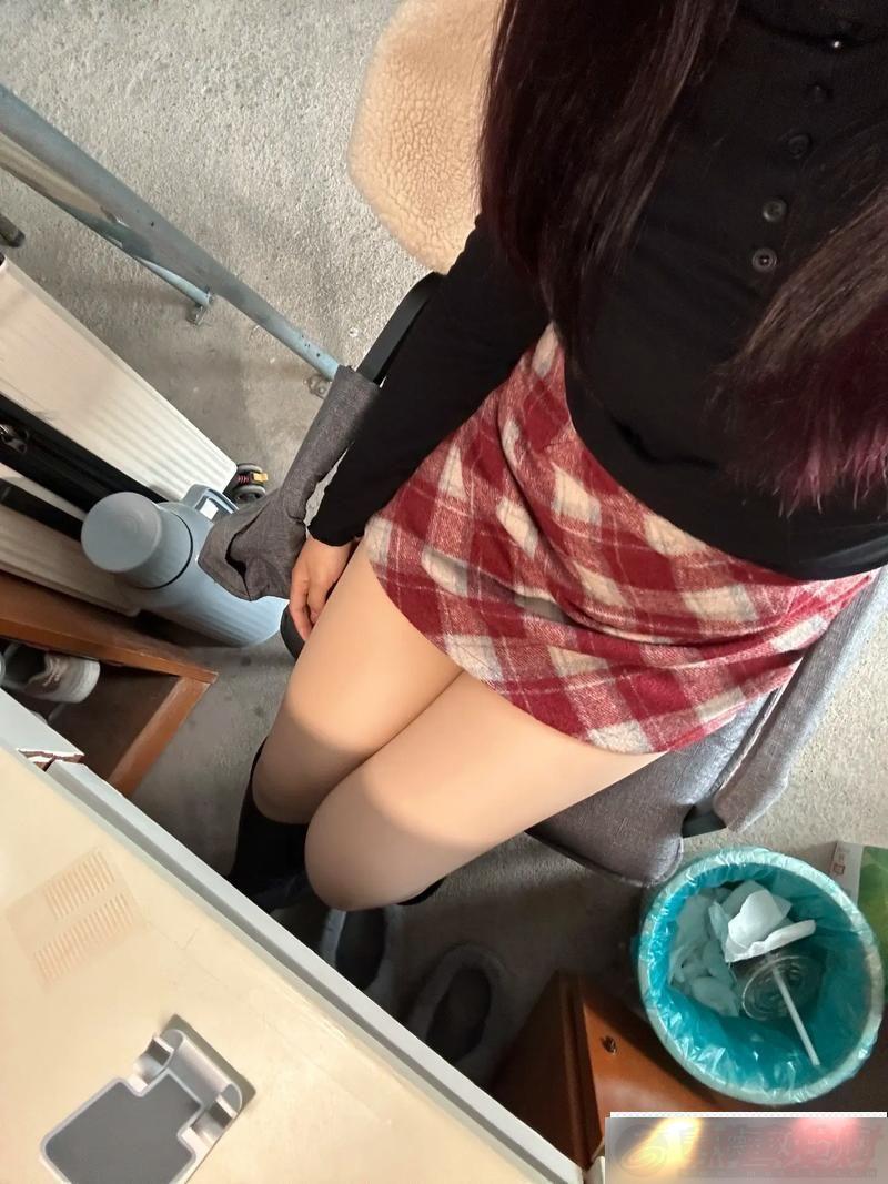 еķɳ
